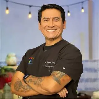 Dr. Edgar Díaz Soto
